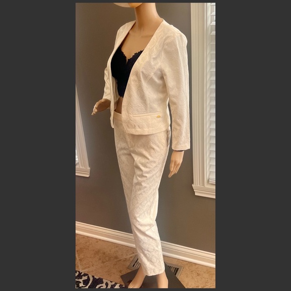 NWT Guess Womens Laney Ivory Pant Suit, Size Large/30 - Picture 3 of 6